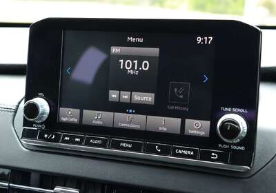 2024 Mitsubishi Outlander ES